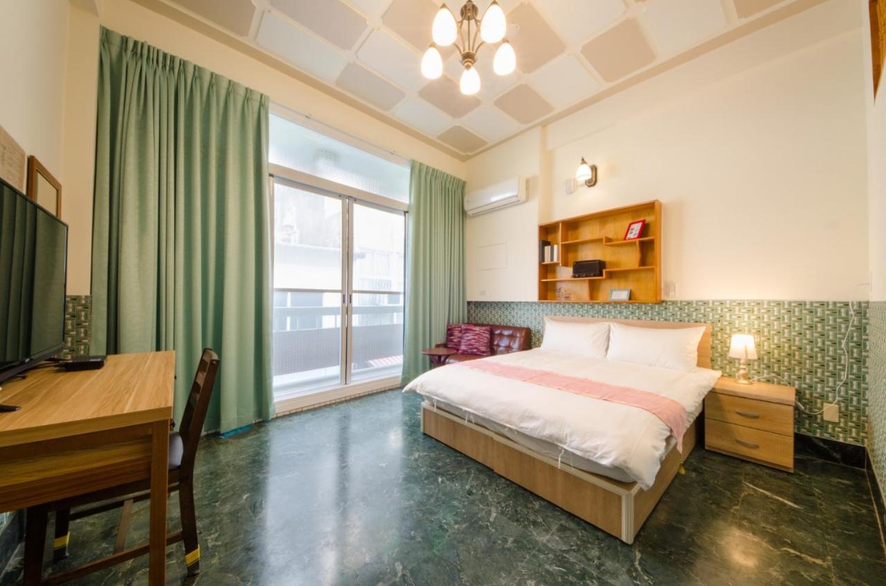 Freedom B&B Tainan Exterior photo